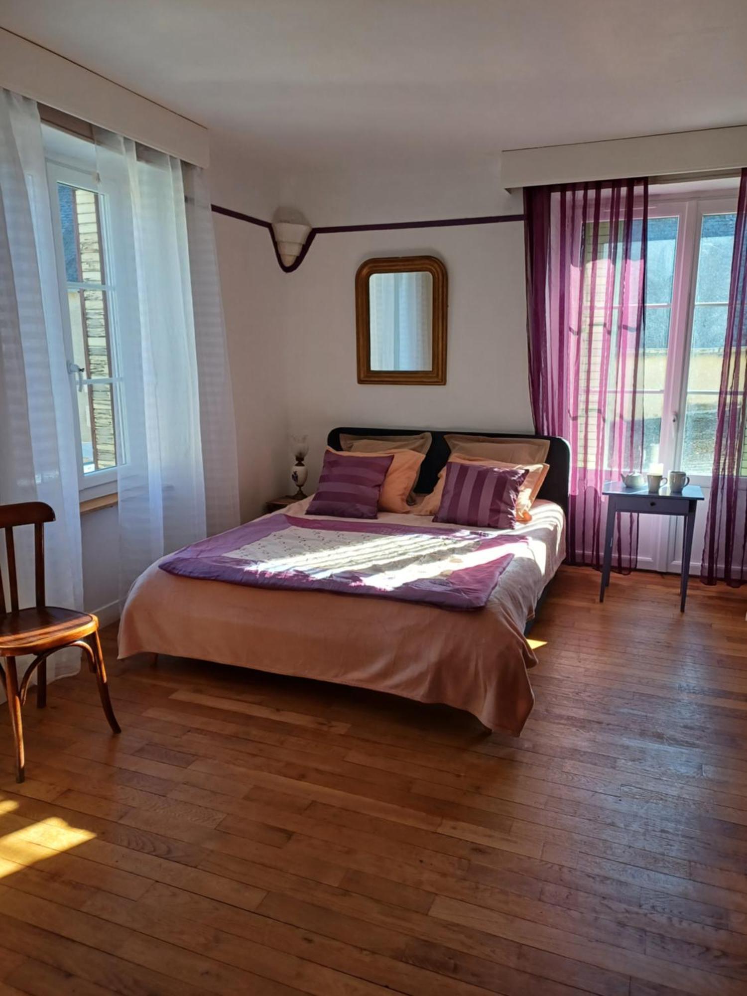 Maison Violette En Berry Aigurande 객실 사진